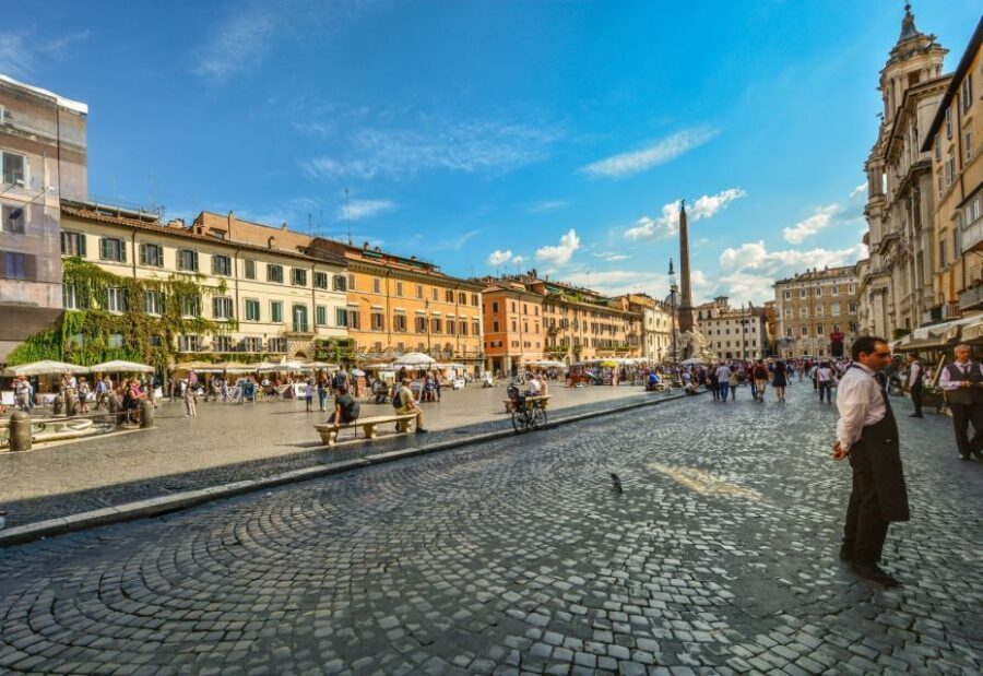 Rome: Pantheon, Trevi, Navona and Spanish Steps Private Tour - The guide factor: Blue badge expertise and multilingual help