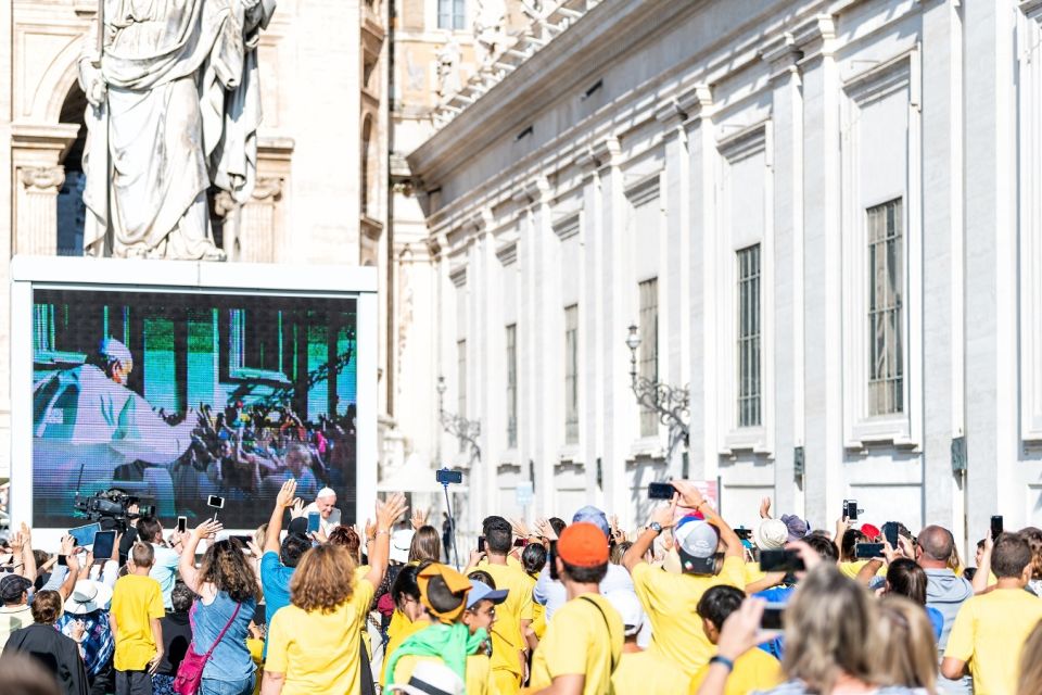 Rome: Papal Audience with Pope Leo IV - Winter Reality Check: Dress Code and Bag Limits