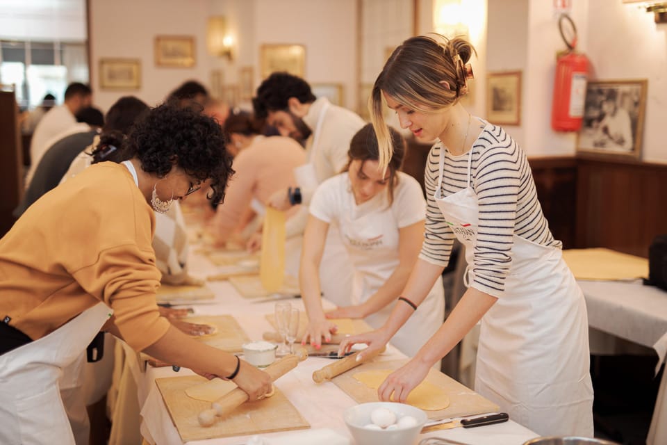 Rome: Pasta and Tiramisu Cooking Class in Piazza Navona - Key highlights you can’t miss
