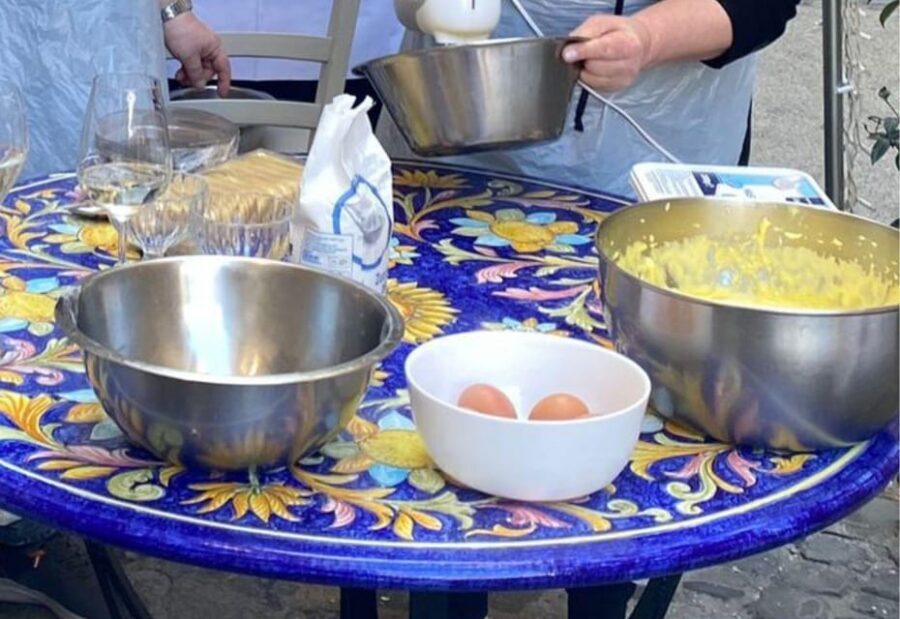 Rome: Pasta and tiramisu perfection class w/wine & dessert - Shaping Pasta With a Chef: What You’re Learning, Not Just Doing