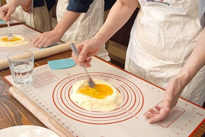 Rome: Pasta Cooking Class, Dinner & Wine in Authentic Restaurant - Where the dinner part lands: tasting, ricotta with visciole, and wine all evening