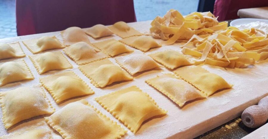 Rome: Pasta Making Workshop with Lunch - Lo Studio in Trastevere: Why this meeting point matters