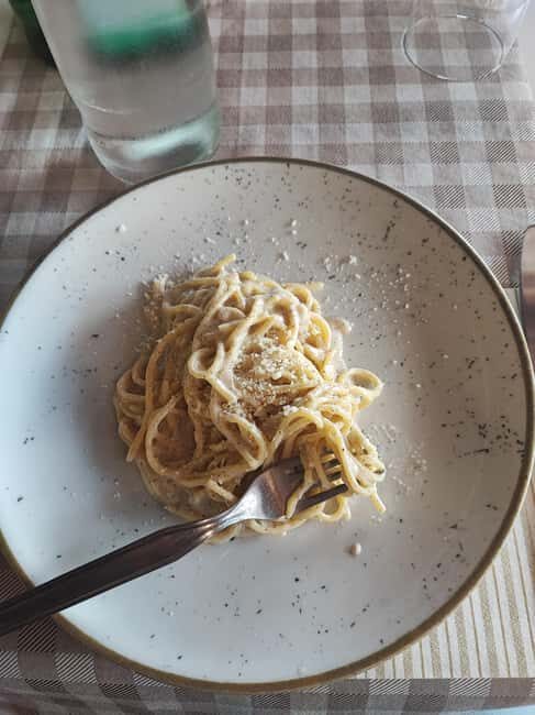 Rome: Pasta, Pizza & Gelato Tour in TRASTEVERE - Trastevere street-food hour: the flavor shortcut