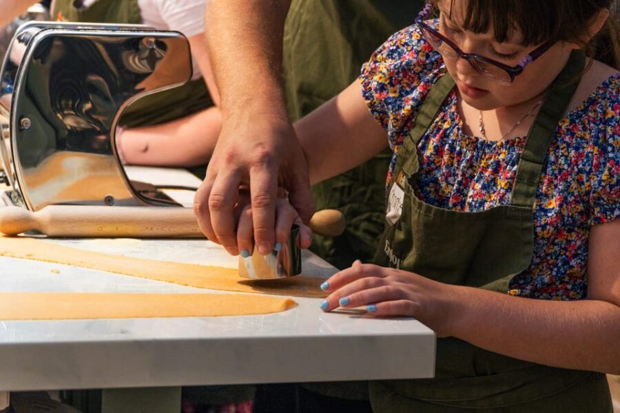 Rome: Pasta, Ravioli & Tiramisu Cooking Class by Colosseum - What to Wear and How to Handle the Practical Stuff