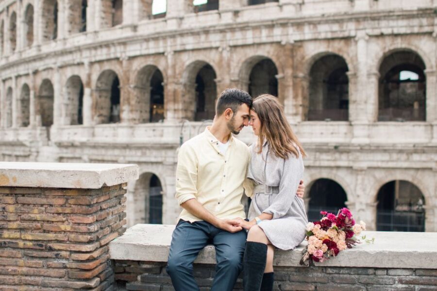 Rome: Personalized Photoshoot outside the Colosseum - Stop one at Giardinetto del Monte Oppio: a calmer viewpoint for first photos