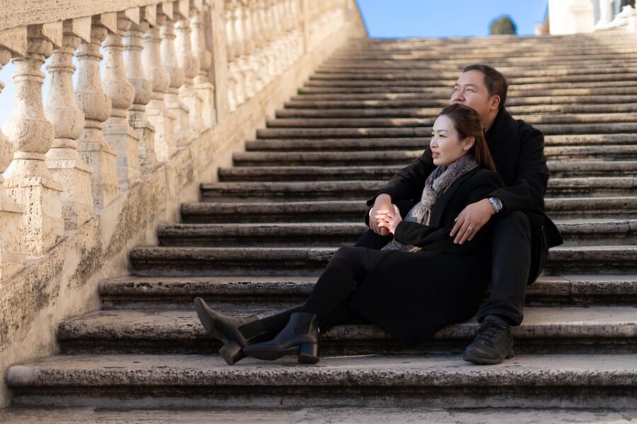Rome: Personalized Photoshoot outside the Colosseum - Edited photos and 24-hour delivery: what you truly get