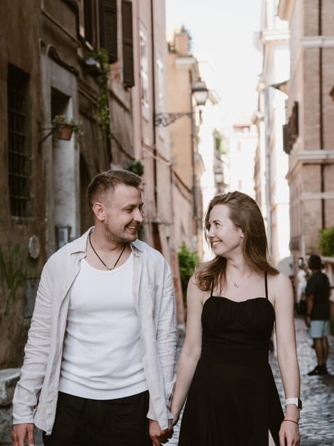 Rome: Photo Shoot Tour with Professional Photographer - Piazza del Campidoglio (15 Minutes): A Clean Photo Break