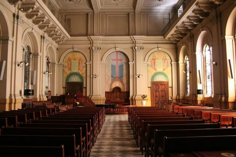 Rome: Piano Concert and Traditional Dinner - The concert venue: what “wonderful acoustics” really means in practice