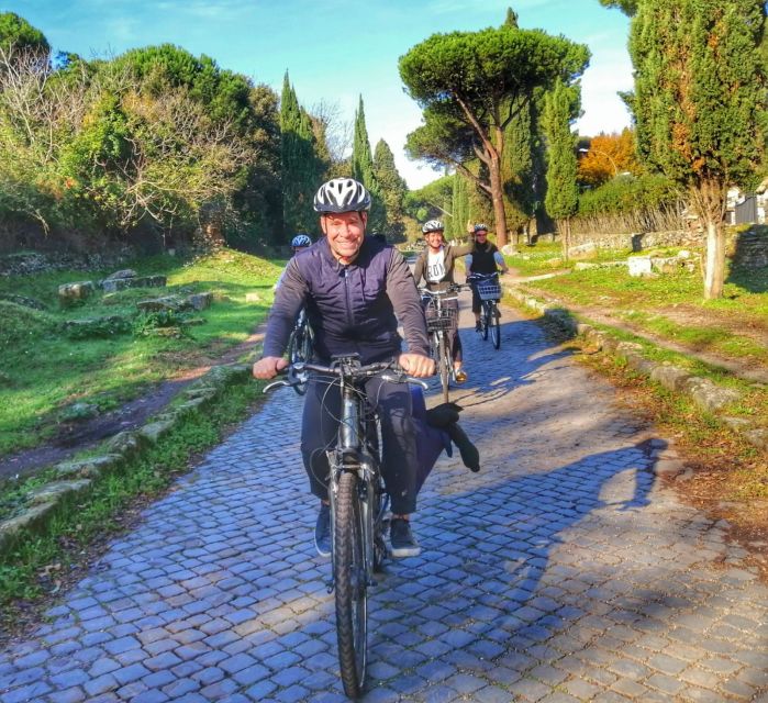 Rome: Piazza Venezia E-Bike Rental - Why Piazza Venezia makes this e-bike rental work