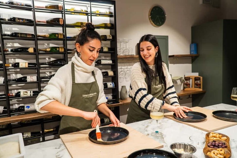 Rome: Pizza and Gelato Cooking Class with Wine - Getting Set Up: A Small, Chef-Led Kitchen in the Colosseum Orbit