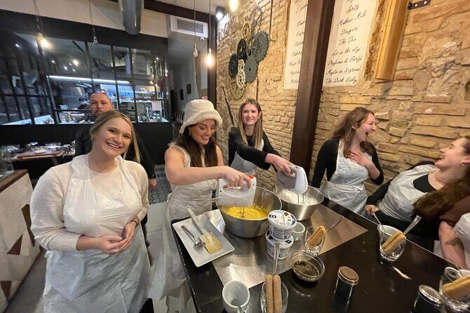 Rome: Pizza & Tiramisu Class with Free Flowing Fine Wine - Timing Tips: When 3 Hours Can Stretch