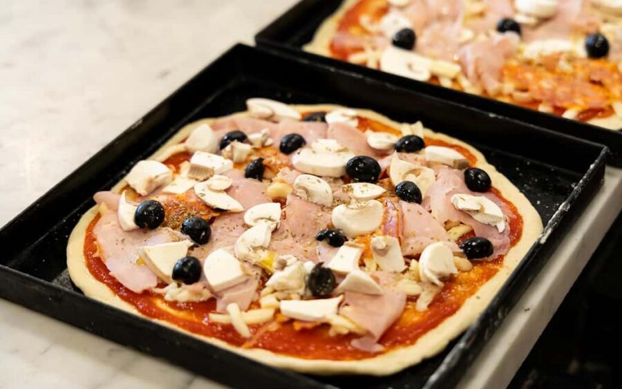 Rome: Pizza & Tiramisu Making Class with Wine & Limoncello - Why This Rome Pizza & Tiramisu Class Works (and for whom)
