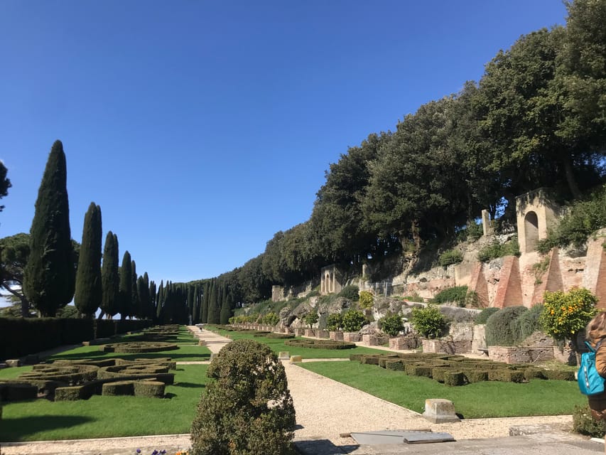 Rome: Pontifical Villa Gardens at Castel Gandolfo Minibus - Astronomical Domes option: worth it, but plan for safety and flow