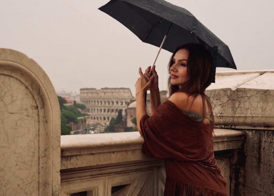 Rome: Private Couple Photoshoot with Candid & Romantic Times - Price and value: why the cost can make sense