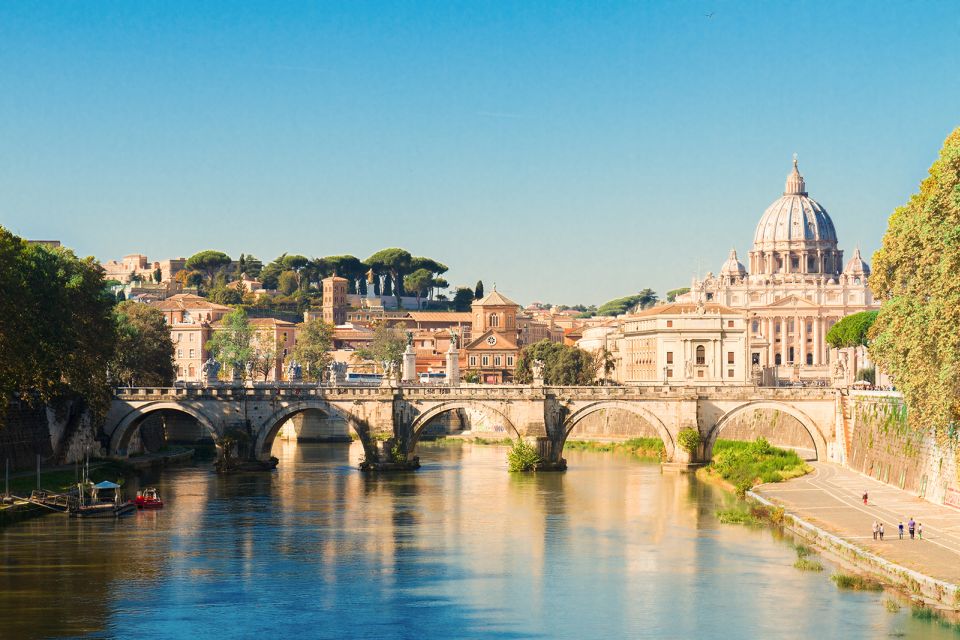 Rome: Private Early Morning Vatican & Sistine Chapel Tour - Vatican Museums: how the tour uses your attention