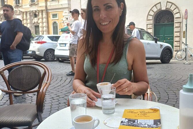 Rome: Private Espresso, Gelato and Tiramisu Food Tour - Stop 1: Piazza della Minerva and the Gelato-Spotting Lesson