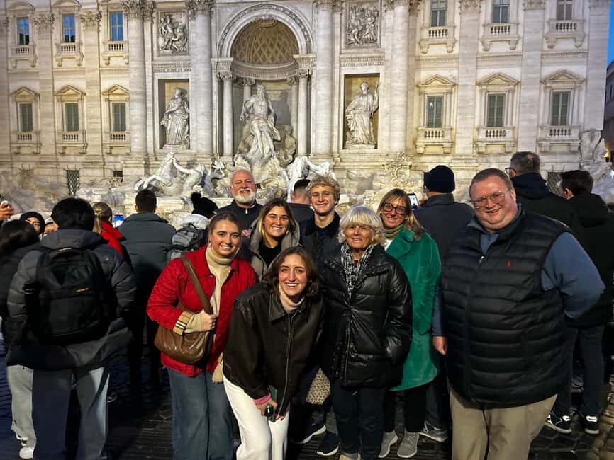 Rome: Private Golf Cart Night Sightseeing Tour & Aperitivo - Piazza Venezia and the Tiber: sweeping views without the workout