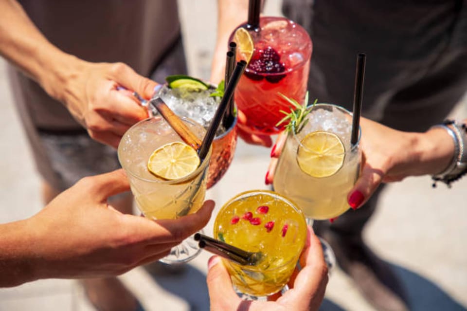 Rome: Private Golf Cart Twilight Tour Rome with Aperitivo - Key highlights at a glance