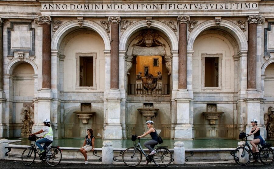 Rome: Private Half-Day Bike Tour with E-bike - E-bike + private guide: a fast way to cover Rome’s big hits