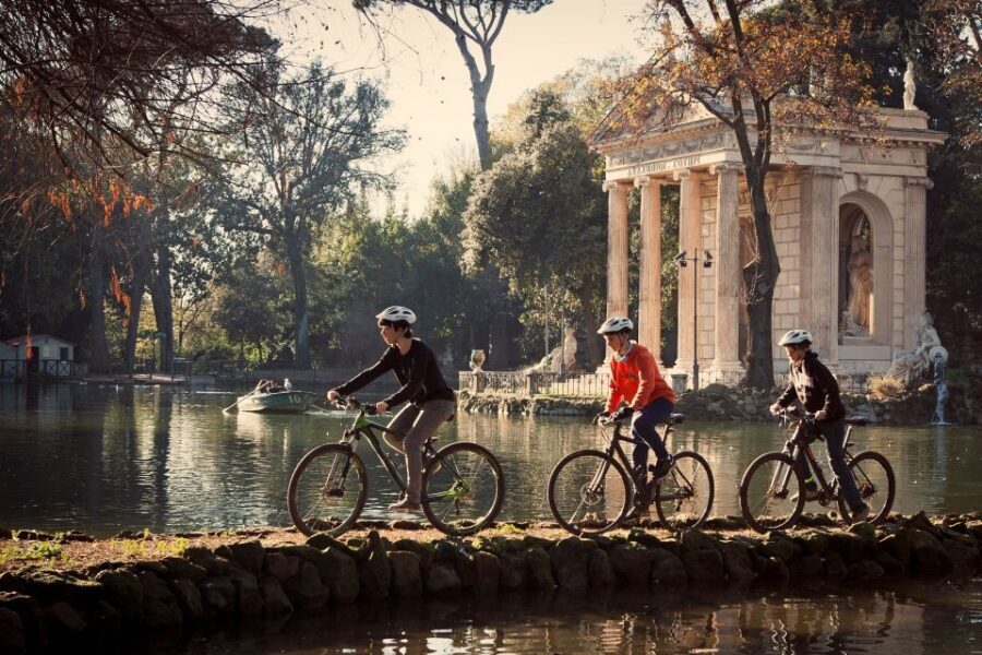 Rome: Private Half-Day Bike Tour with E-bike - Itinerary 2 (afternoon): add Trastevere lanes and hilltop views