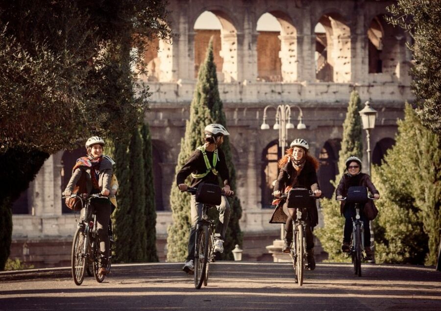 Rome: Private Half-Day Bike Tour with E-bike - Finding Via Labicana 49 and starting smoothly