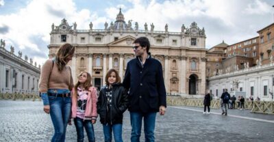 Rome: Private Kid-Friendly Tour of Vatican City and Museums - Where you meet and how the tour actually starts