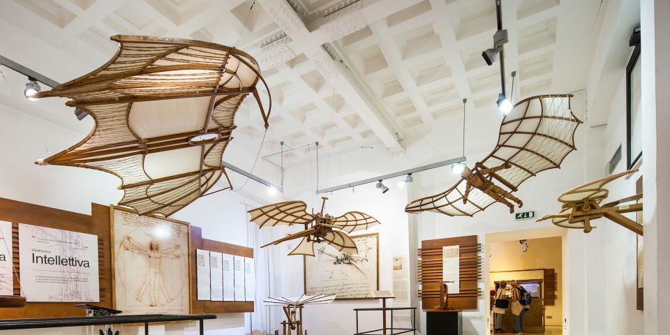 Rome: Private Leonardo da Vinci Exhibition Guided Tour - The 3D holograms: seeing paintings and inventions behave differently