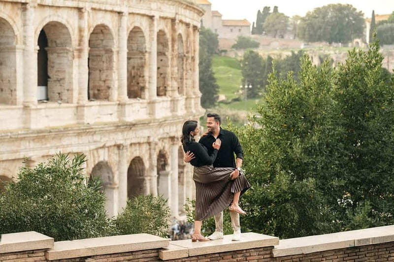 Rome: Private photoshoot at the Colosseum & Surroundings - Posing help, patience with kids, and smart photo cleanup