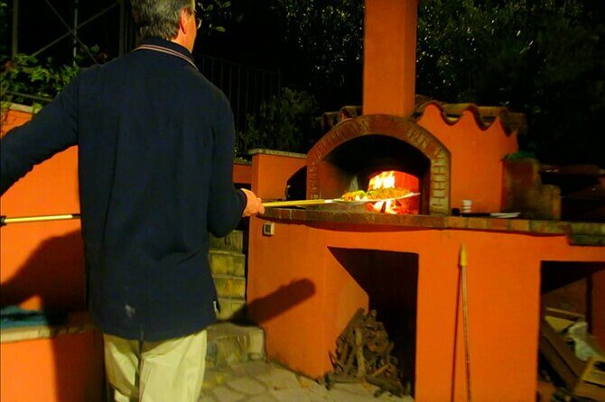 Rome: Private Pizza Making Home cooking class with a local - Meeting at Via di Gesù e Maria and Getting Set Up Fast