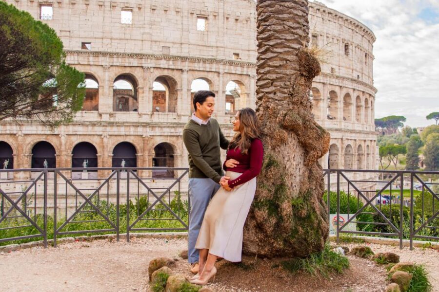 Rome: Private Professional Photoshoot at Colosseum - Languages and Comfort: Italian, Spanish, English