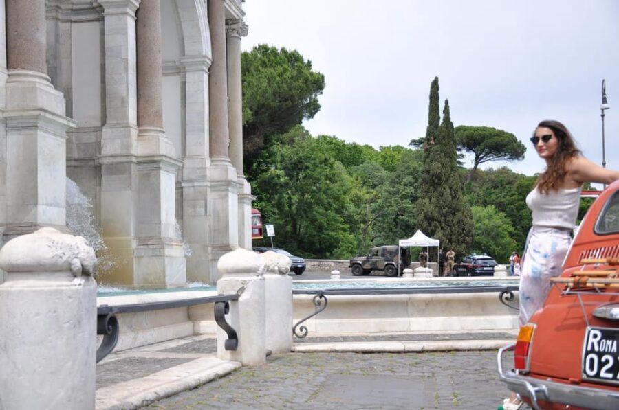 Rome Private Tour and Photo in a Vintage Fiat 500 - Circus Maximus: A Photo Stop With Rome’s Long-View Feeling