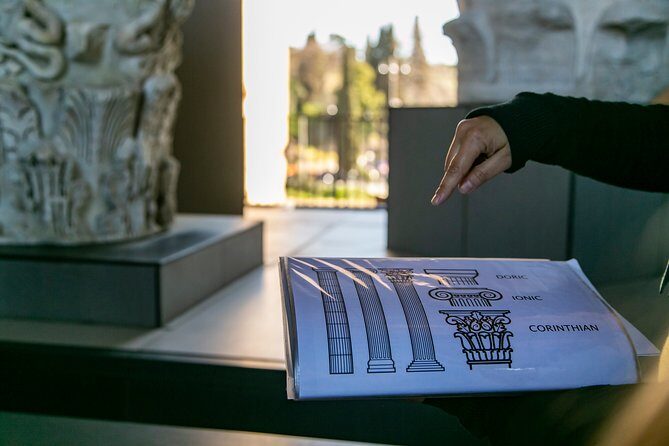 Rome Private Tour: Colosseum Forum & City Highlight - Piazza Venezia and the Trevi area: short views, big context