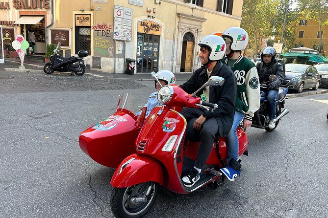 Rome Private Tour in a Vintage Vespa Sidecar Style for 90 Minutes - Getting oriented fast from Piazza della Trinità dei Monti