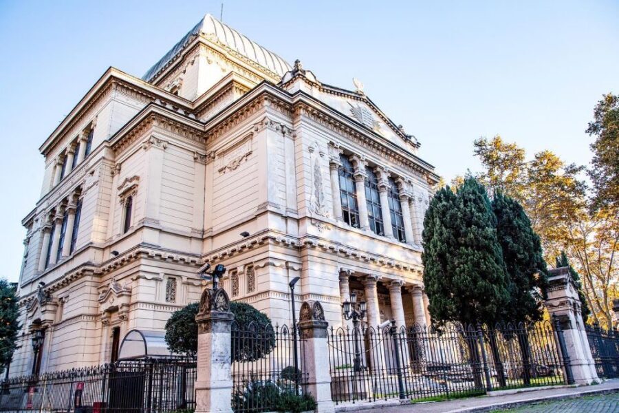Rome: Private Tour of the Jewish Quarter - Kosher gelato (or coffee) and how to turn it into your own day plan