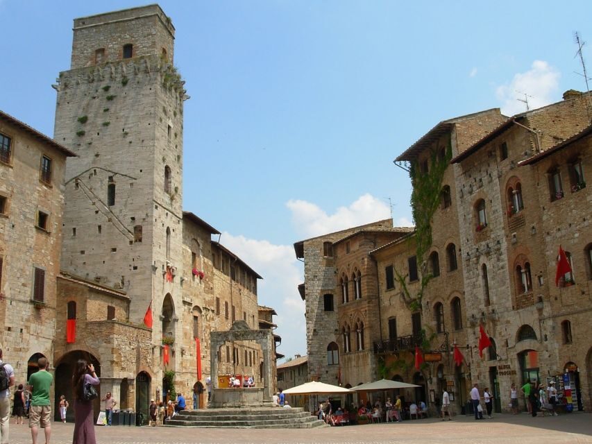 Rome: Private Tour to San Gimignano, Siena & Winery Visit - The ride back through Val d’Orcia: a calmer ending after the walking