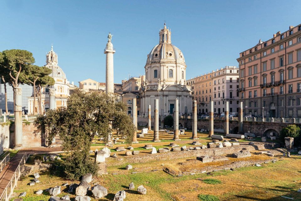 Rome: Private Tour with Locals – Highlights & Hidden Gems - Lesser-known stops and city secrets from a real local guide