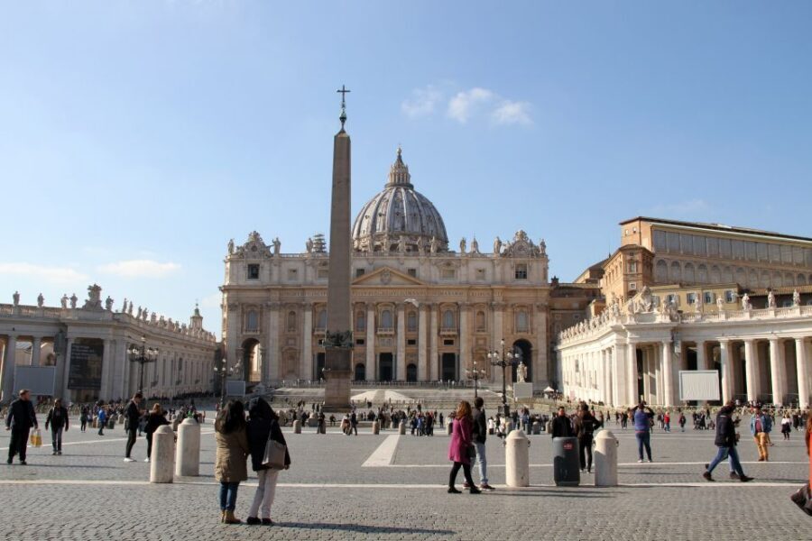Rome: Private Vatican and Sistine Chapel Skip-the-Line Tour - Meeting at Viale Vaticano 100: Start Point, Security, and Time-Saving Reality