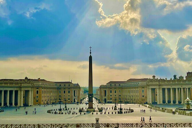 Rome Private VIP Tour Colosseum, Vatican Museum, Sistine Chapel - Sistine Chapel in 30 minutes: short, serious, and rule-bound