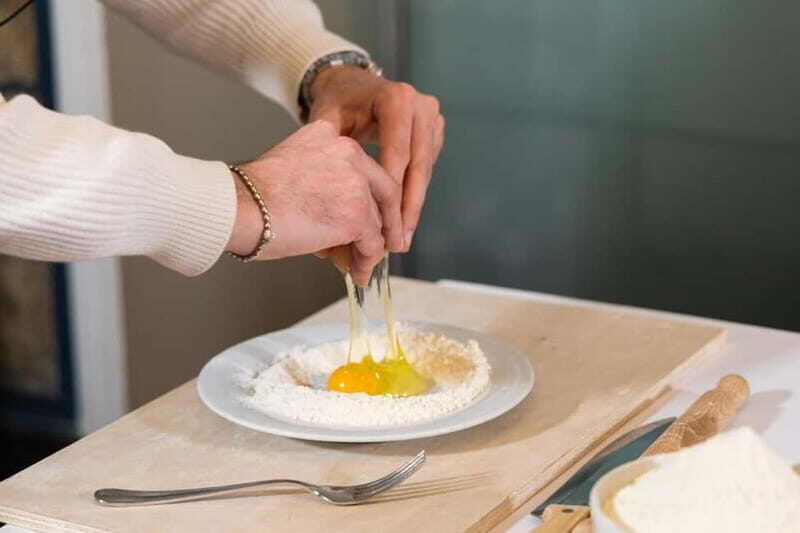 Rome: Ravioli, Fettuccine and Tiramisu Cooking Class - The Tiramisu Finish: Dessert You Can Actually Call Your Own