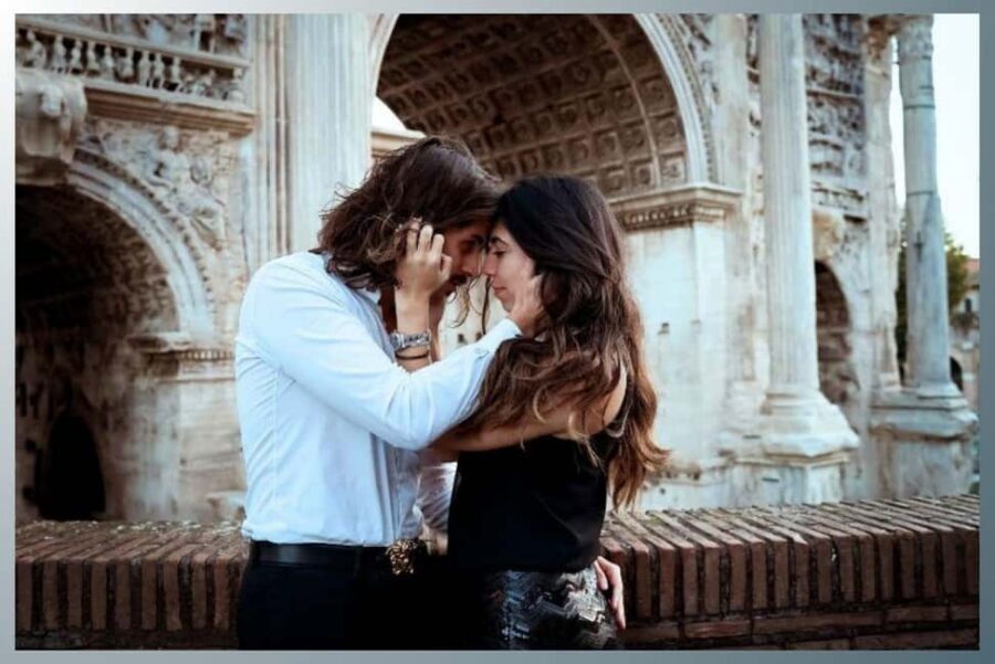 Rome: Romantic Couple Photoshoot. Choose your spot! - Trevi Fountain: Iconic, but Time Your Visit Carefully