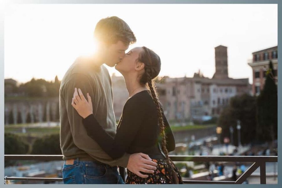 Rome: Romantic Couple Photoshoot. Choose your spot! - Old Jewish Ghetto and Teatro Marcello: For Photos That Feel Personal