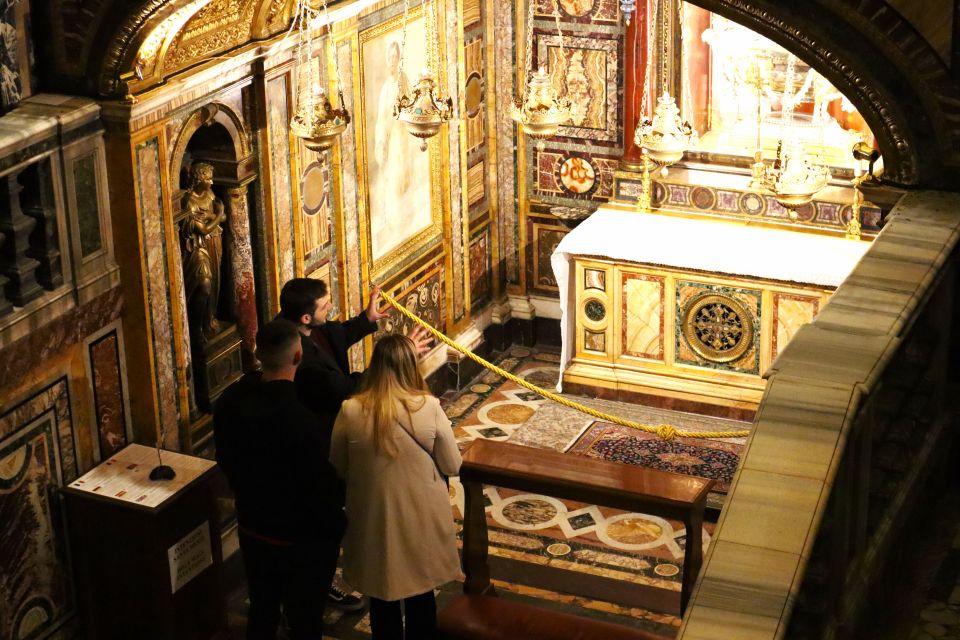 Rome: Santa Maria Maggiore and Panoramic Dome Guided Tour - Climbing the Panoramic Dome: views plus a security escort