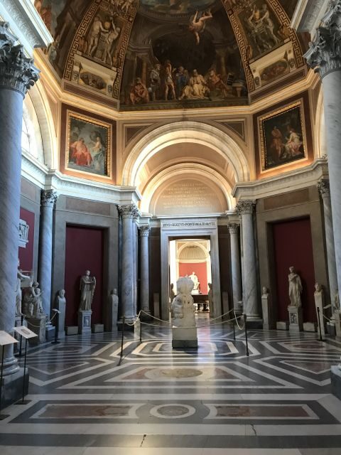 Rome: Sistine Chapel Early Morning Access - Early access to the Sistine Chapel: the real payoff