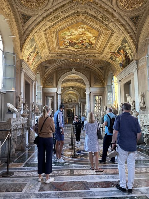 Rome: Sistine Chapel & Vatican Tour with Pre-Opening Access - Raphael’s woven works (and how to look for meaning)