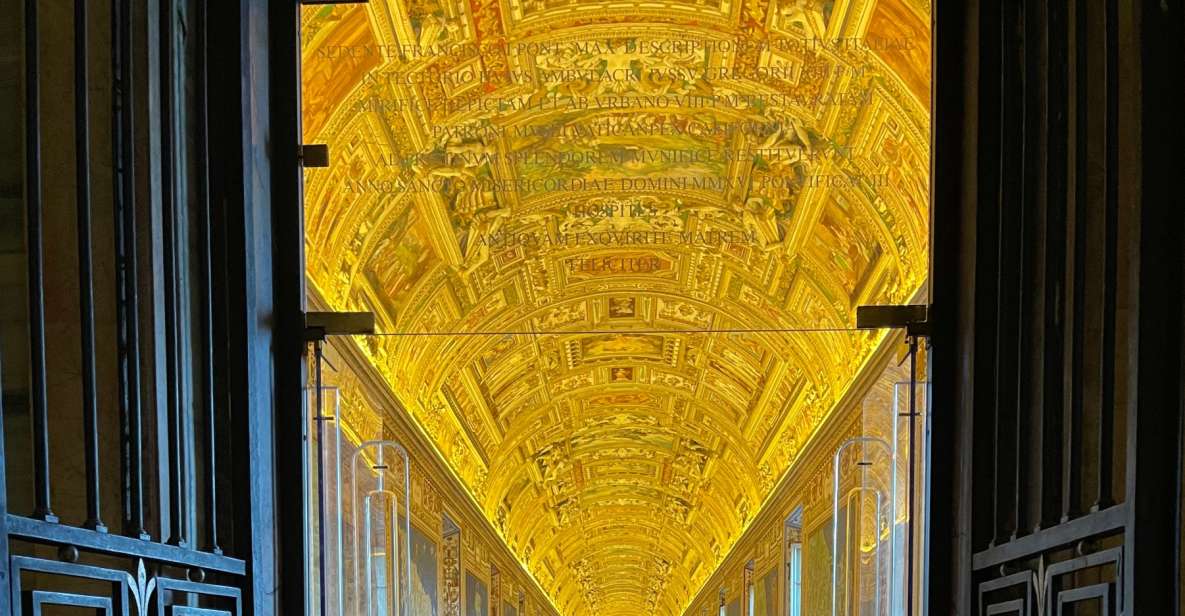 Rome: Sistine Chapel & Vatican Tour with Pre-Opening Access - Meeting point at Bar Leonina and what to do before you go in