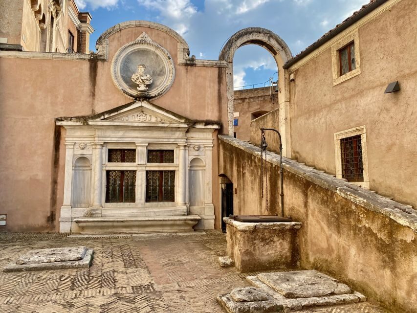 Rome Skip-the-Line Shared or Private Tour Castel Sant'Angelo - Paul III’s Gran Loggia: a moment of drama