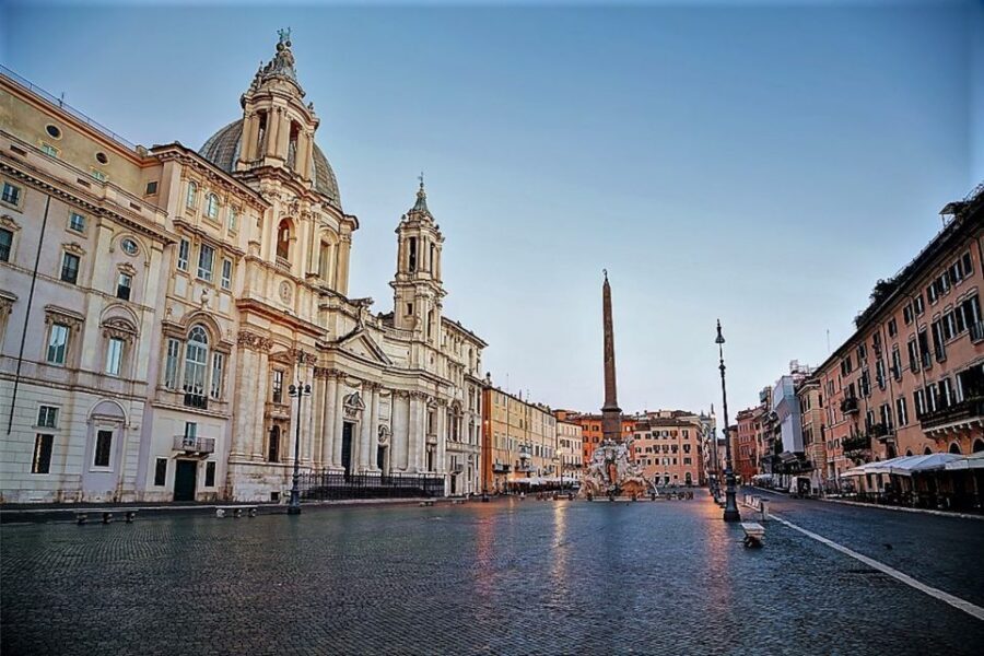 Rome: Small Group Golf Cart Highlights Tour - St. Peter’s Basilica area and Castel Sant’Angelo: moving into the river views