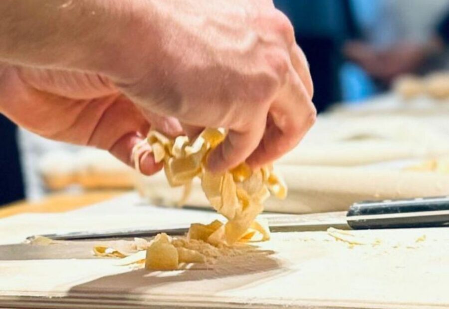 Rome: Small Group Pasta cooking class near Piazza Navona - Prosciutto and Artisan Cheese Pair Well with the Lesson