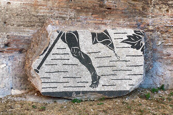 Rome: Small-Group Tour of Caracalla Baths and Circus Maximus - Engineering details you can actually picture: underfloor heating