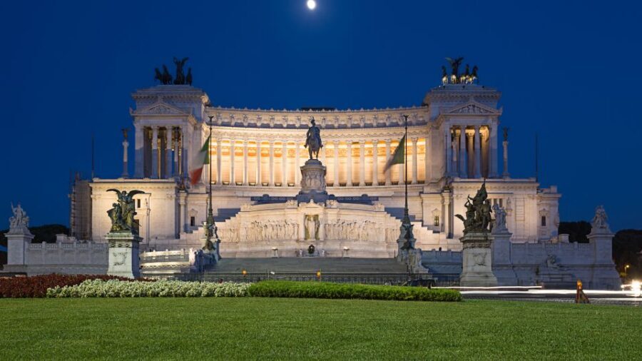 Rome: Squares and Fountains Walking Guided Tour - Key things to know before you go